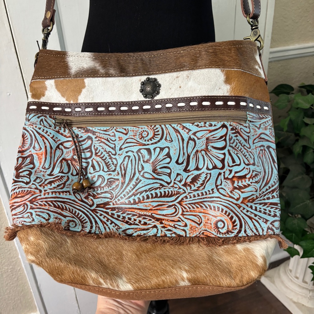 Myra Peridot Crossbody/Shoulder Hairon Leather Canvas Bag - Picture 9 of 16